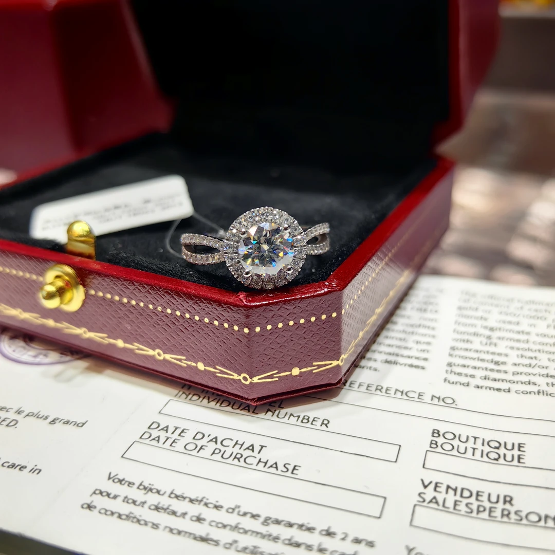 莫桑石铂金pt950莫桑钻戒婚戒