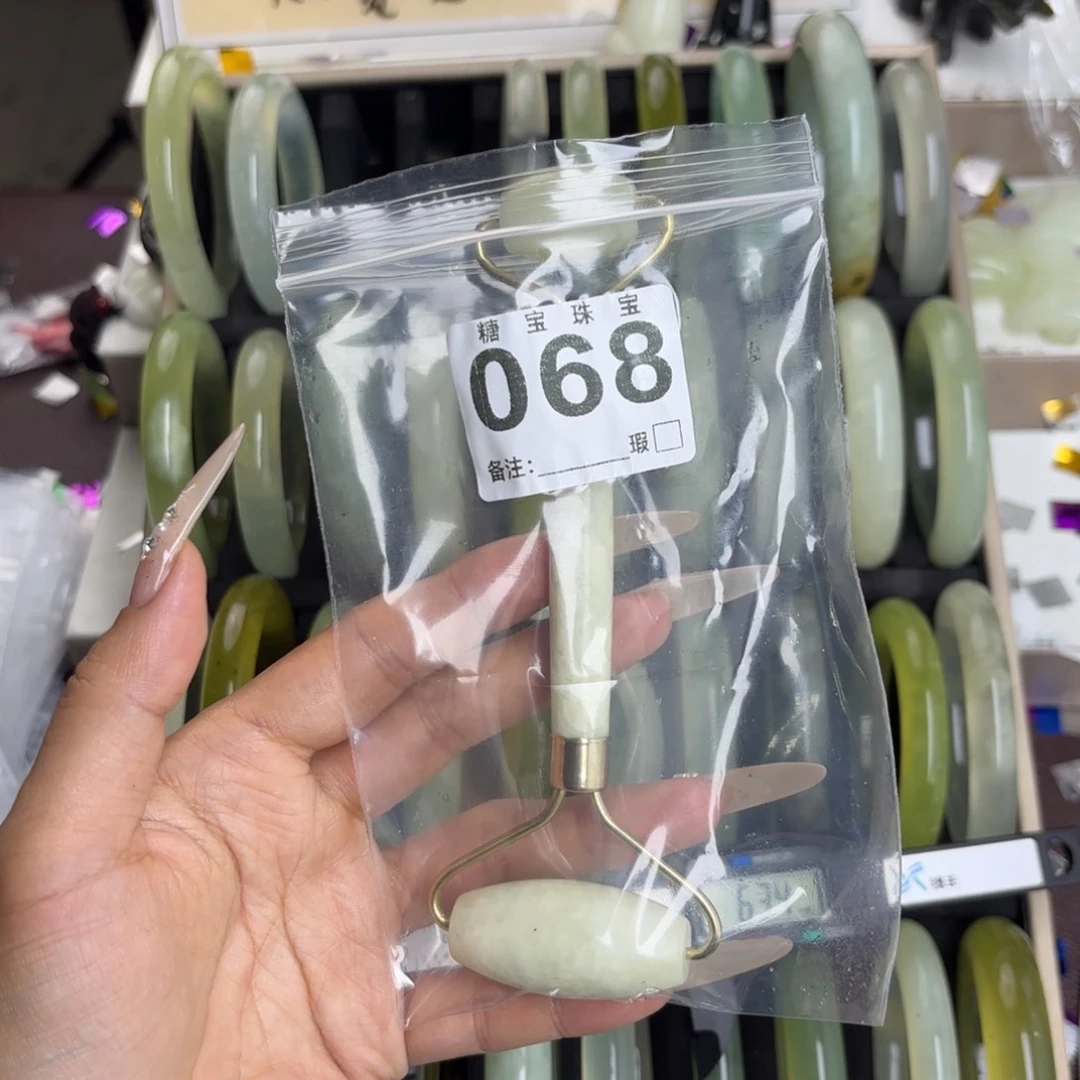 未镶嵌蛇纹石玉手镯芷*酱