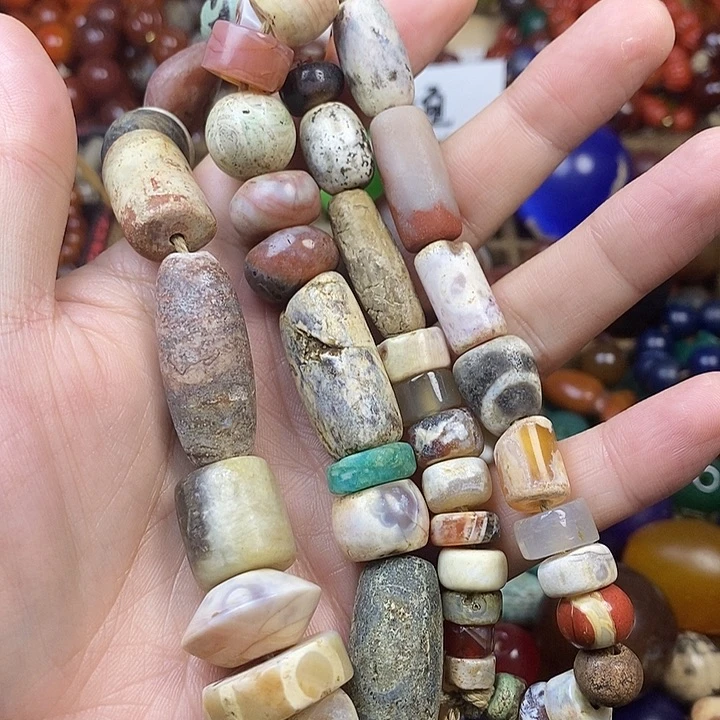 未镶嵌颈饰玛瑙/玉髓