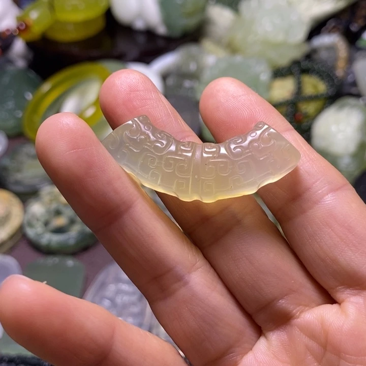 岫玉未镶嵌岫玉颈饰