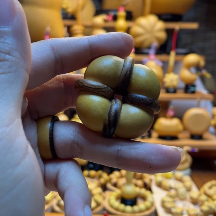 *****天然葫芦自然生长