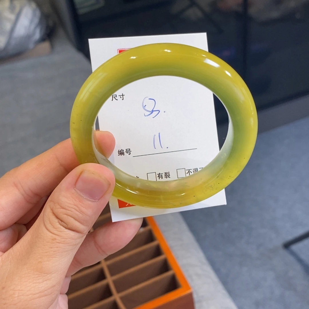 蛇纹石玉未镶嵌岫玉
