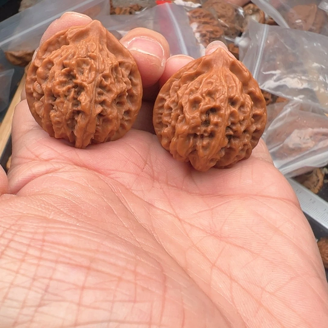 文玩核桃把件全尺寸红灯笼