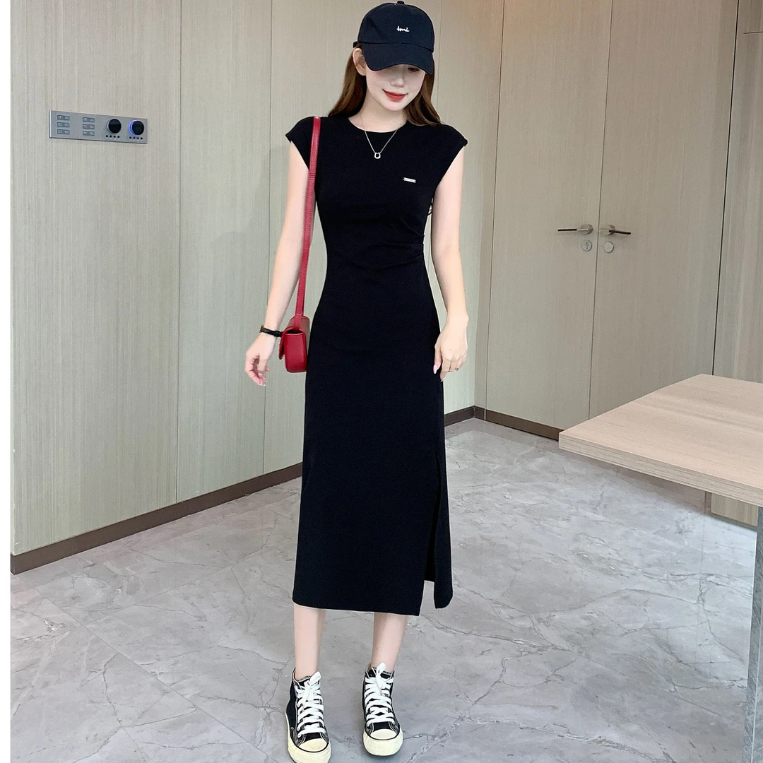 裙子女款爆款2025新款高级感时尚气质休闲显瘦长款褶皱开叉连衣裙