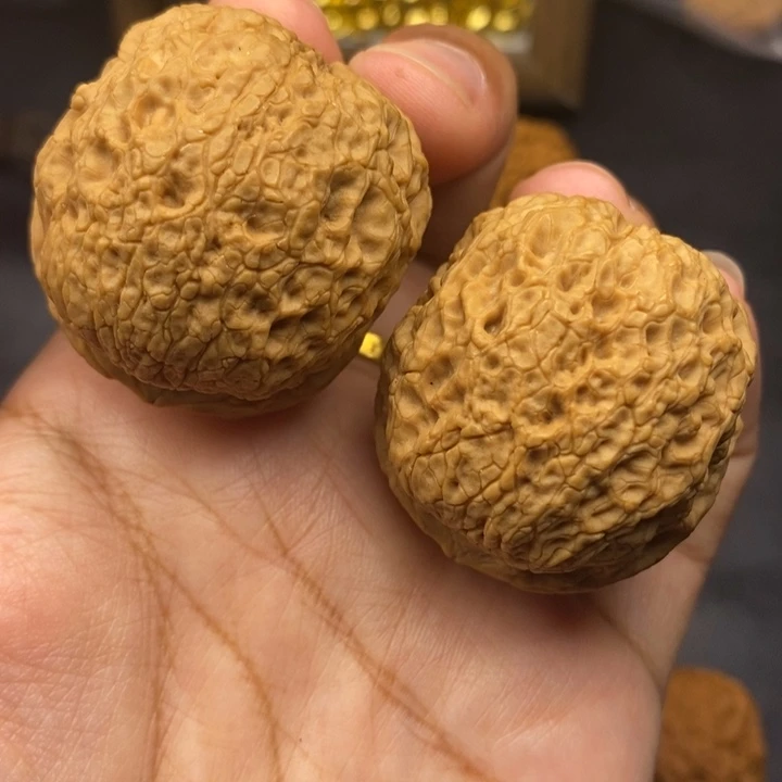 把件文玩核桃41尺牡丹绣球