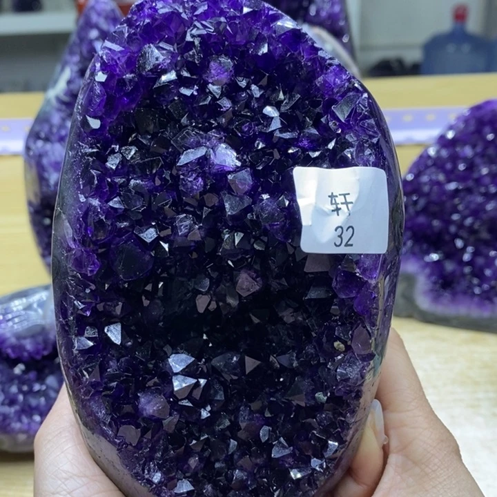 紫晶大型摆件（非配饰）未镶嵌
