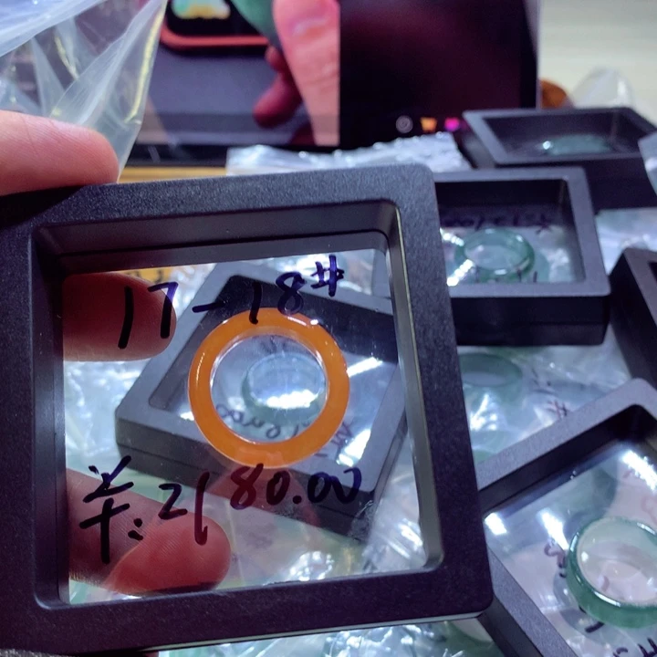 未镶嵌戒指翡翠翡翠