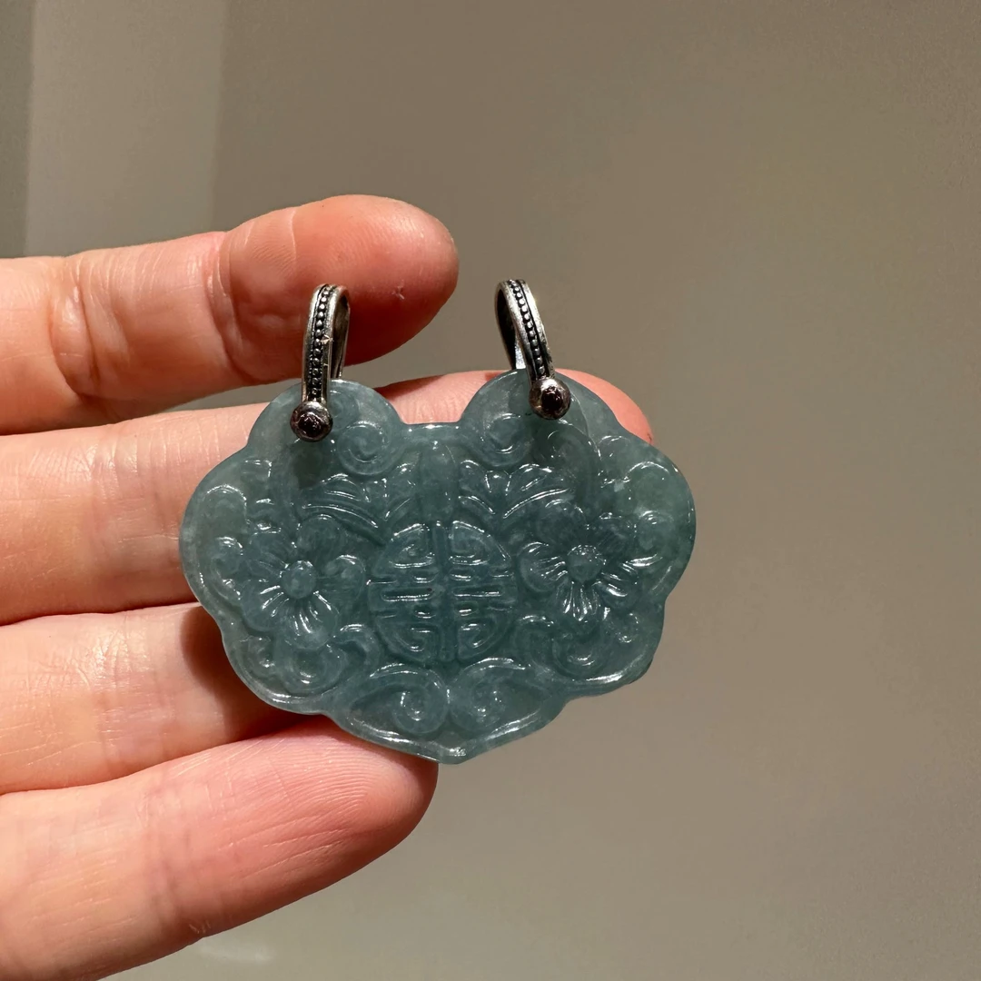 M8743<一禅兄>s925银精雕翡翠蓝水万福吊坠复古挂坠多样性发