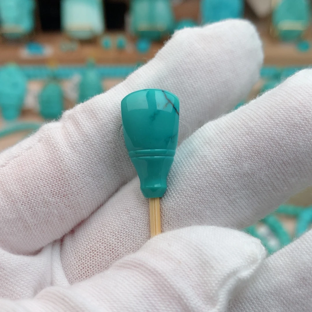 绿松石未镶嵌珠宝奇石10.8mm