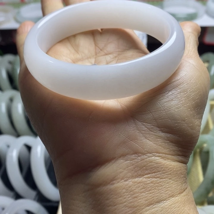 石英质玉（金丝玉）未镶嵌手镯