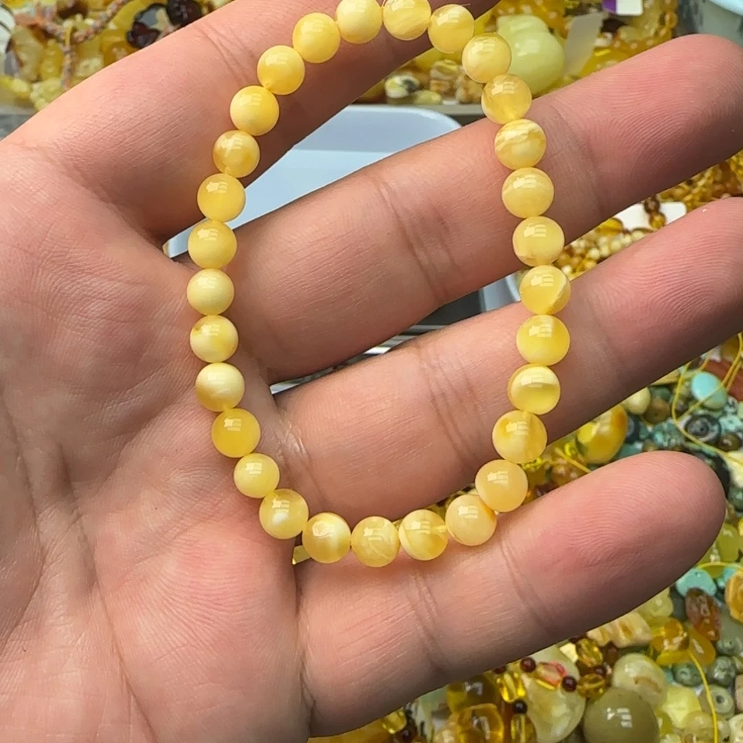 琥珀未镶嵌裸石3.92克