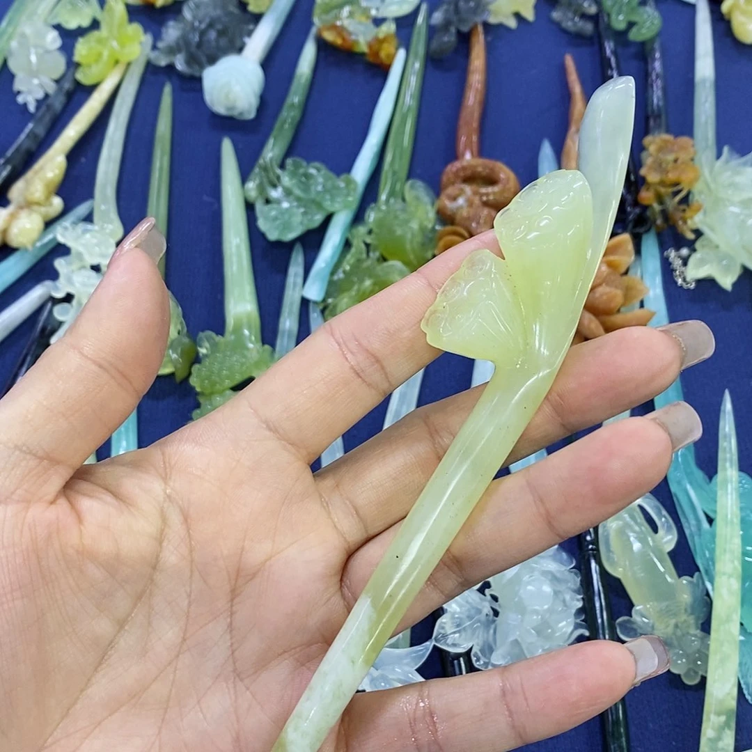 蛇纹石玉发簪未镶嵌