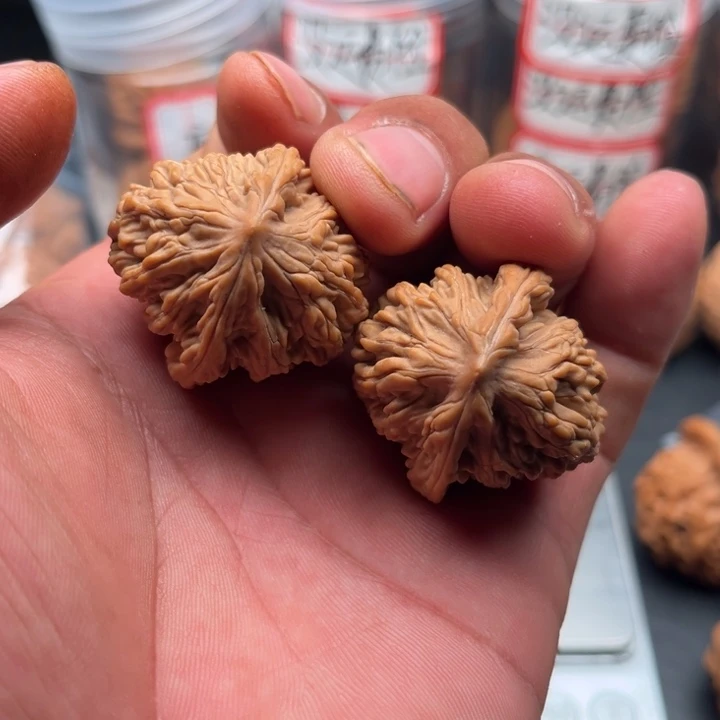 把件文玩核桃虎头34