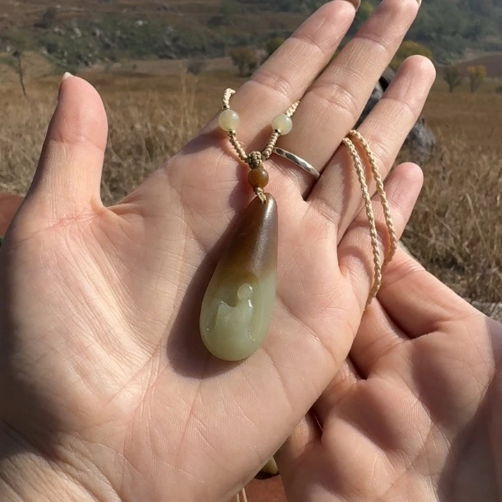 和田玉（糖玉）未镶嵌颈饰