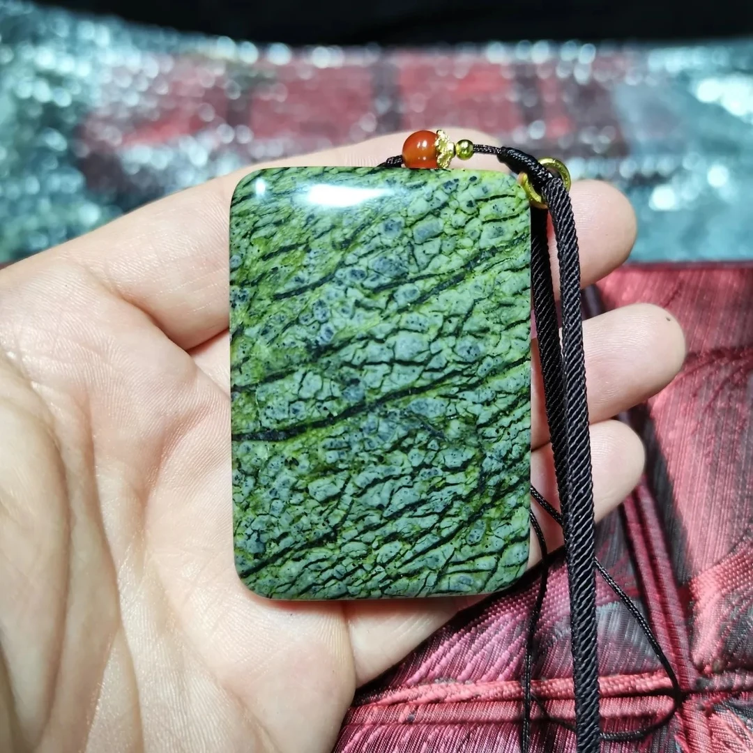 非金属布艺吊坠 西藏药王石藏玉网格蛇纹精品牌子挂件多样性发货