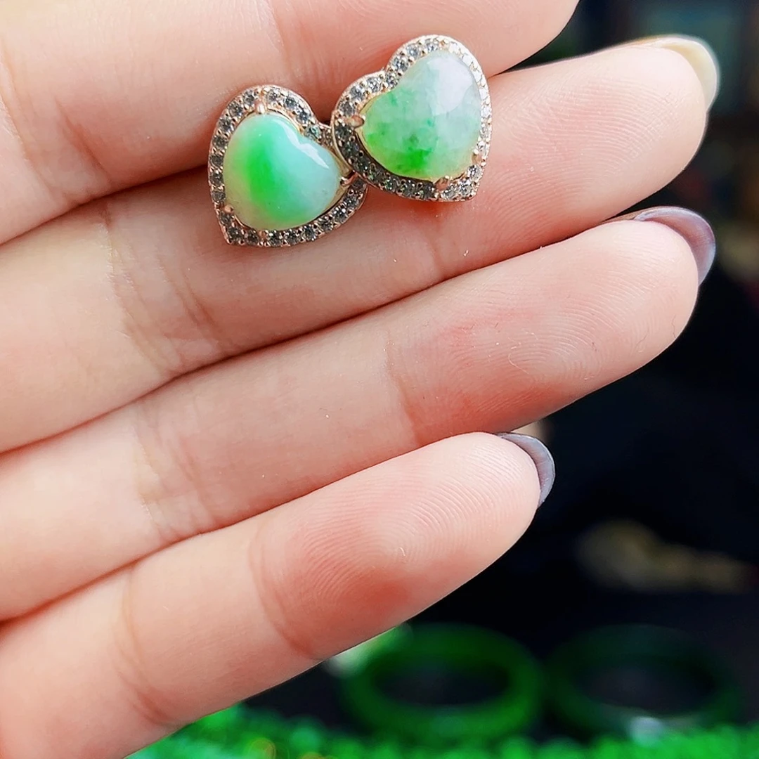 颈饰银S925镶嵌翡翠多样性