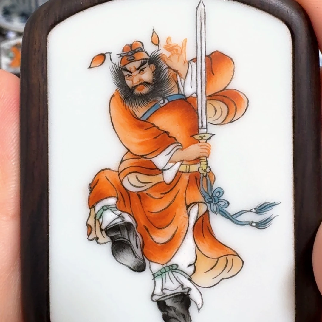 瓷片天*粉彩钟魁挂件一件