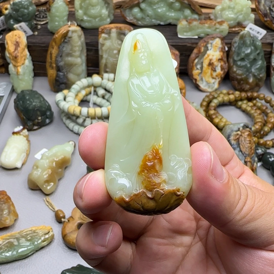 李***鹏岫岩河磨玉（透闪石质玉）未镶嵌珠宝奇石