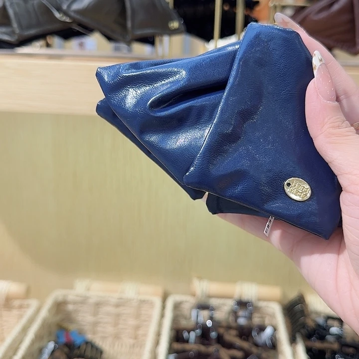 蓝色金标皮质三角抓