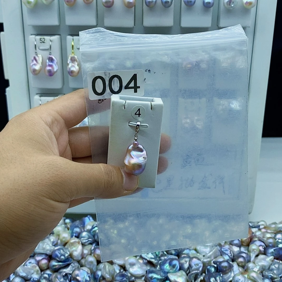 淡水珍珠合金颈饰