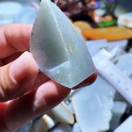 散珠翡翠边角料100