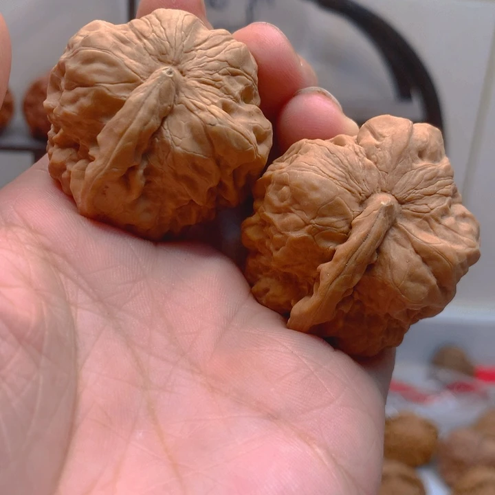 文玩核桃吊坠肚39蛤蟆头一根筋