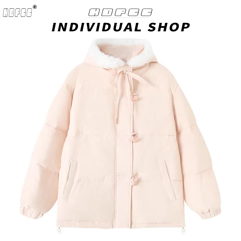 甜美牛角扣毛领拼接粉色棉服女装冬季新款蝴蝶结系带柔软连帽棉衣