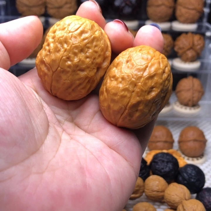 文玩核桃把件63瓷娃娃36尺