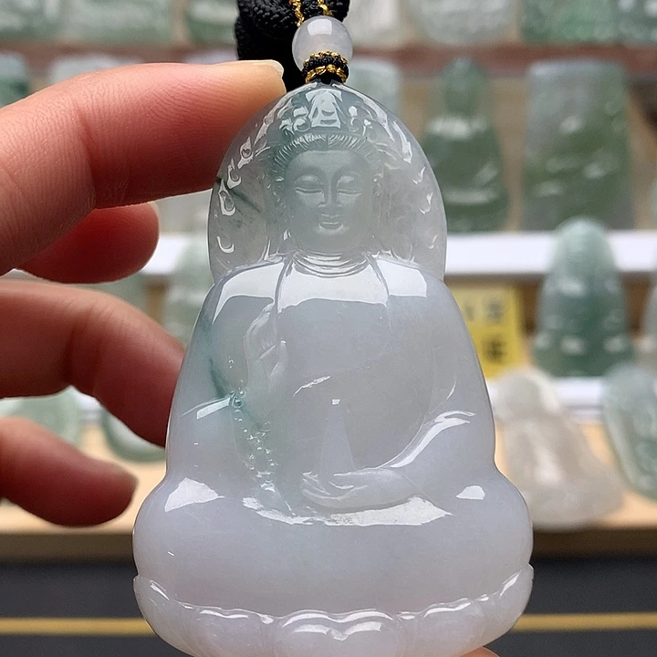 翡翠未镶嵌颈饰素衣