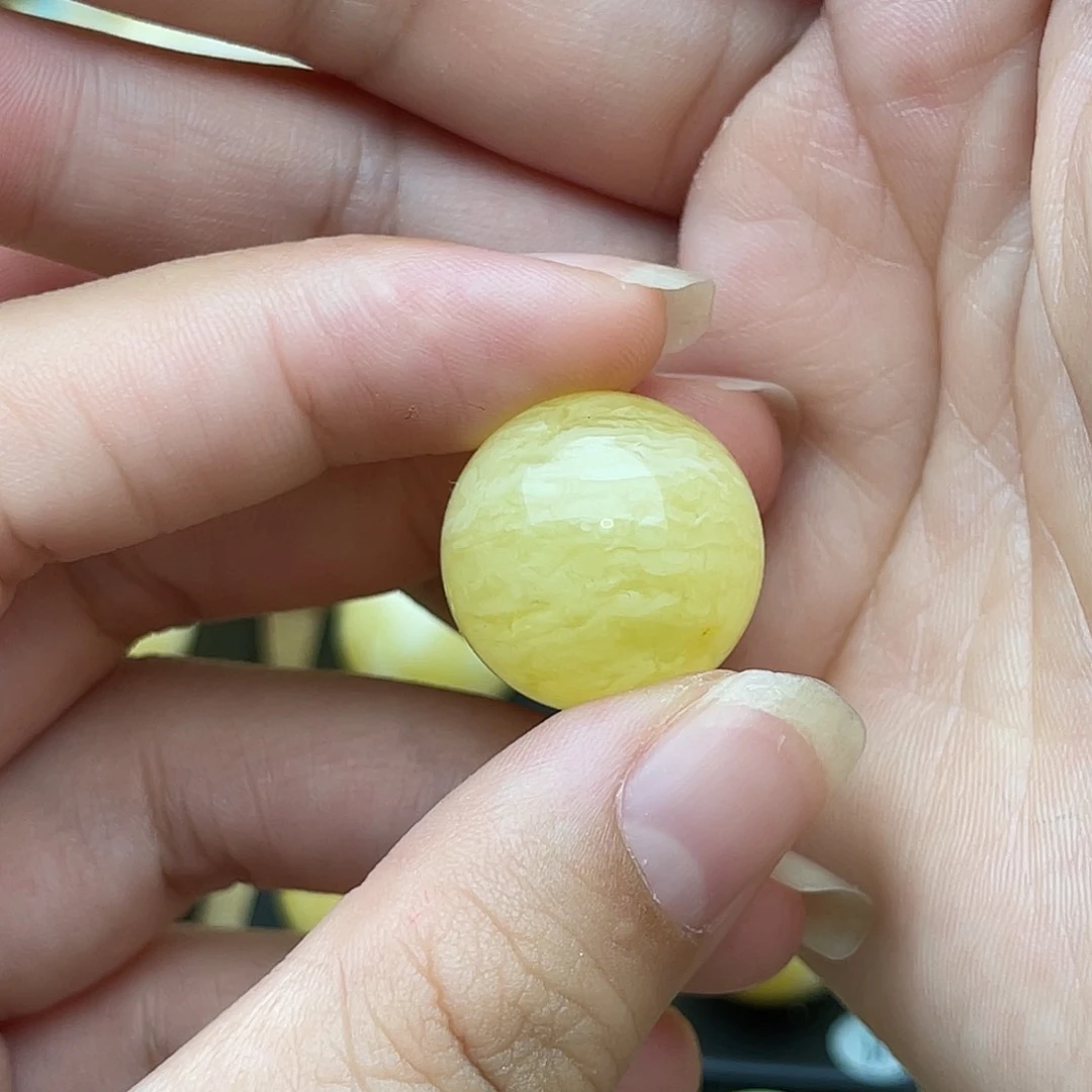 裸石琥珀未镶嵌阿*蜜蜡圆珠梦微瑕