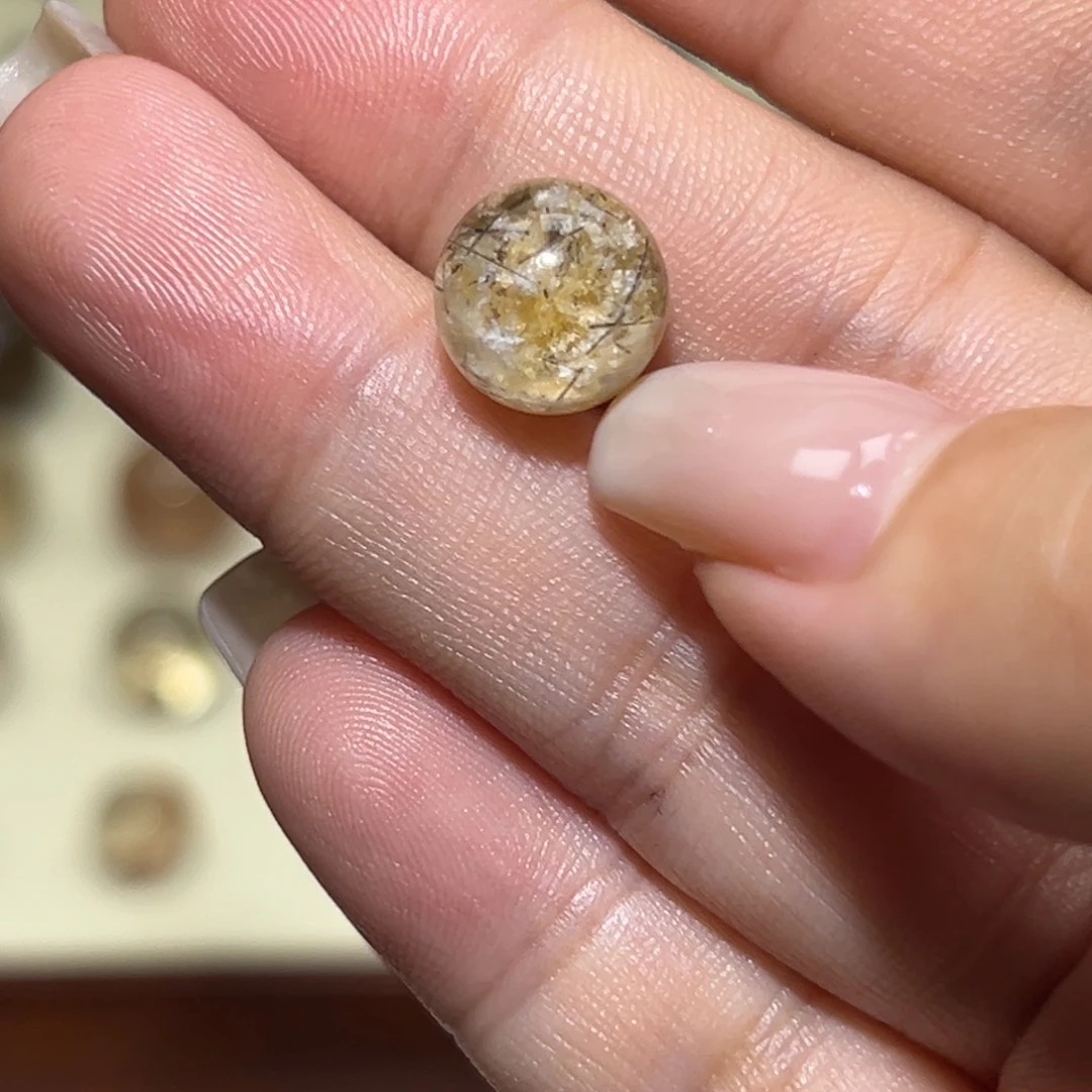 水晶颈饰未镶嵌白幽灵穿发