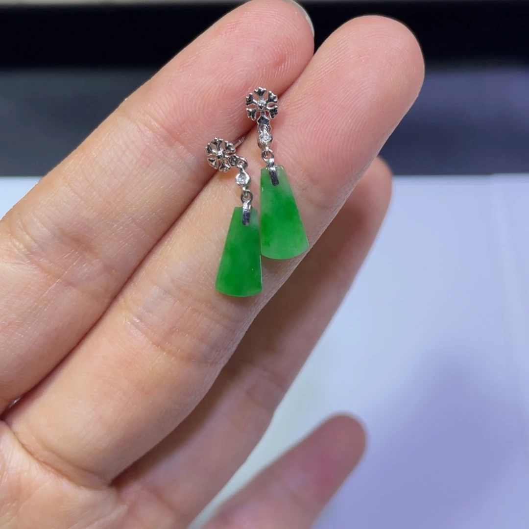 翡翠18K金镶嵌颈饰耳钉