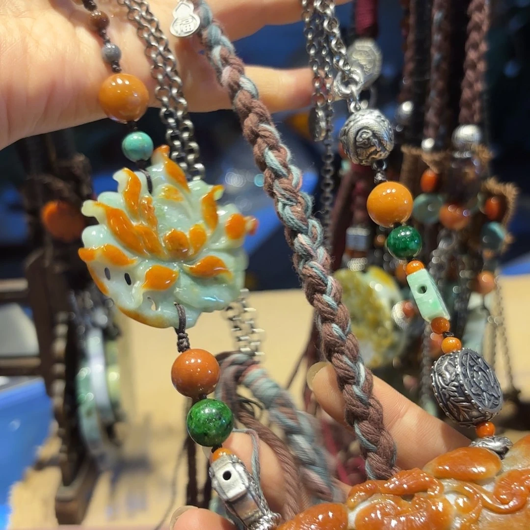 翡翠未镶嵌颈饰原创