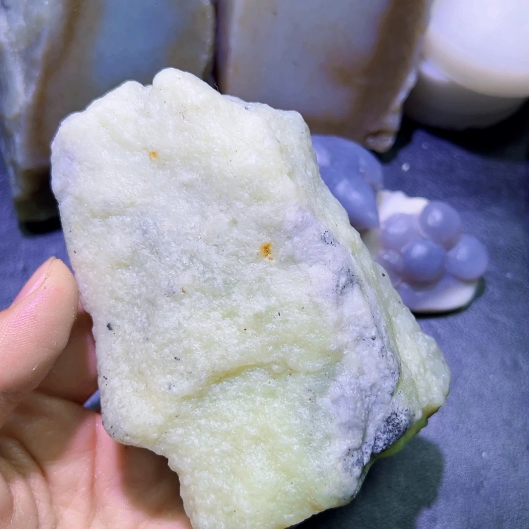 和田玉（糖玉）未镶嵌珠宝半成品