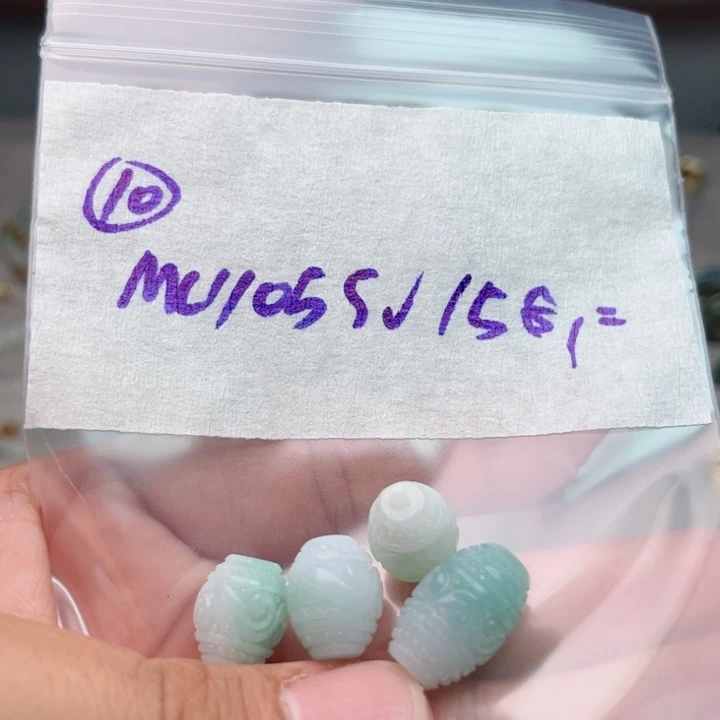 定制翡翠未镶嵌回文桶珠