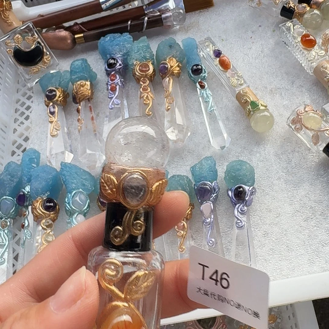 摸****未镶嵌烟晶手链白
