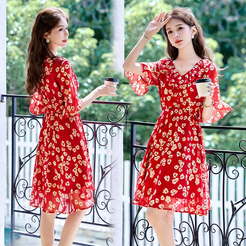 红碎花连衣裙女夏季气质修身显瘦后妈裙2025新款爆款洋气中长裙子