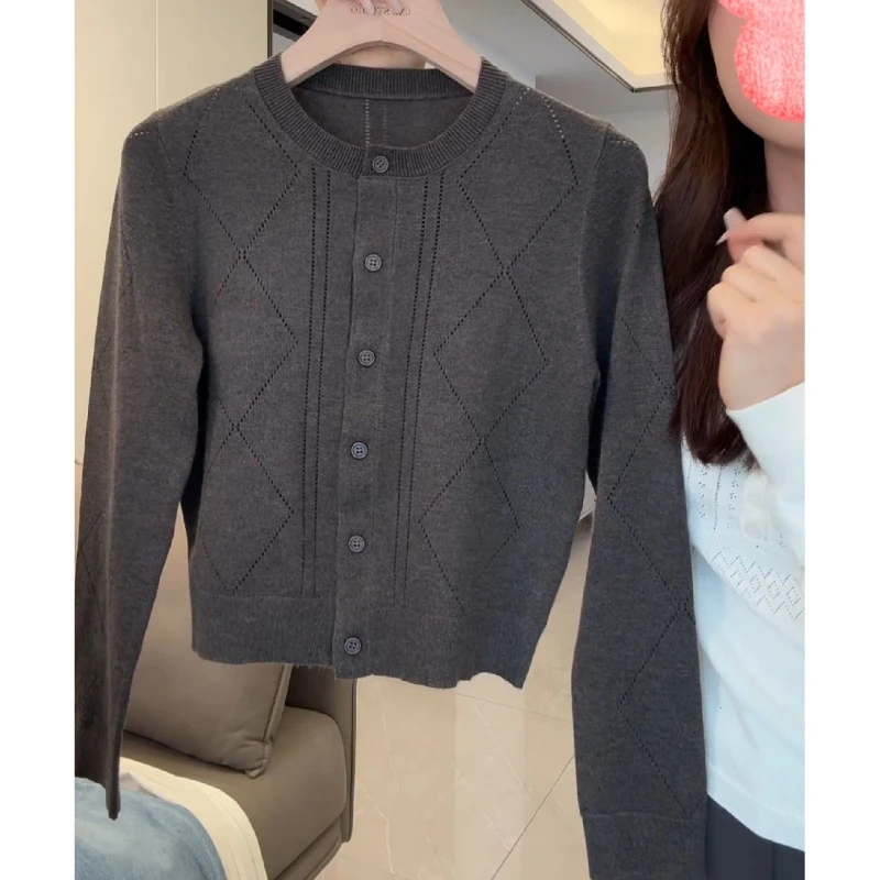 【织秋意】时尚百搭镂空菱形格薄款针织圆领开衫LK2505906