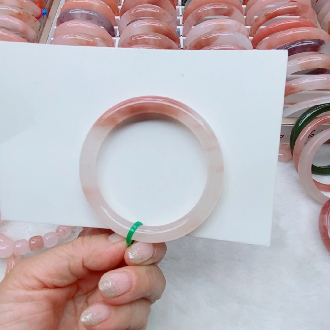 石英质玉未镶嵌手镯