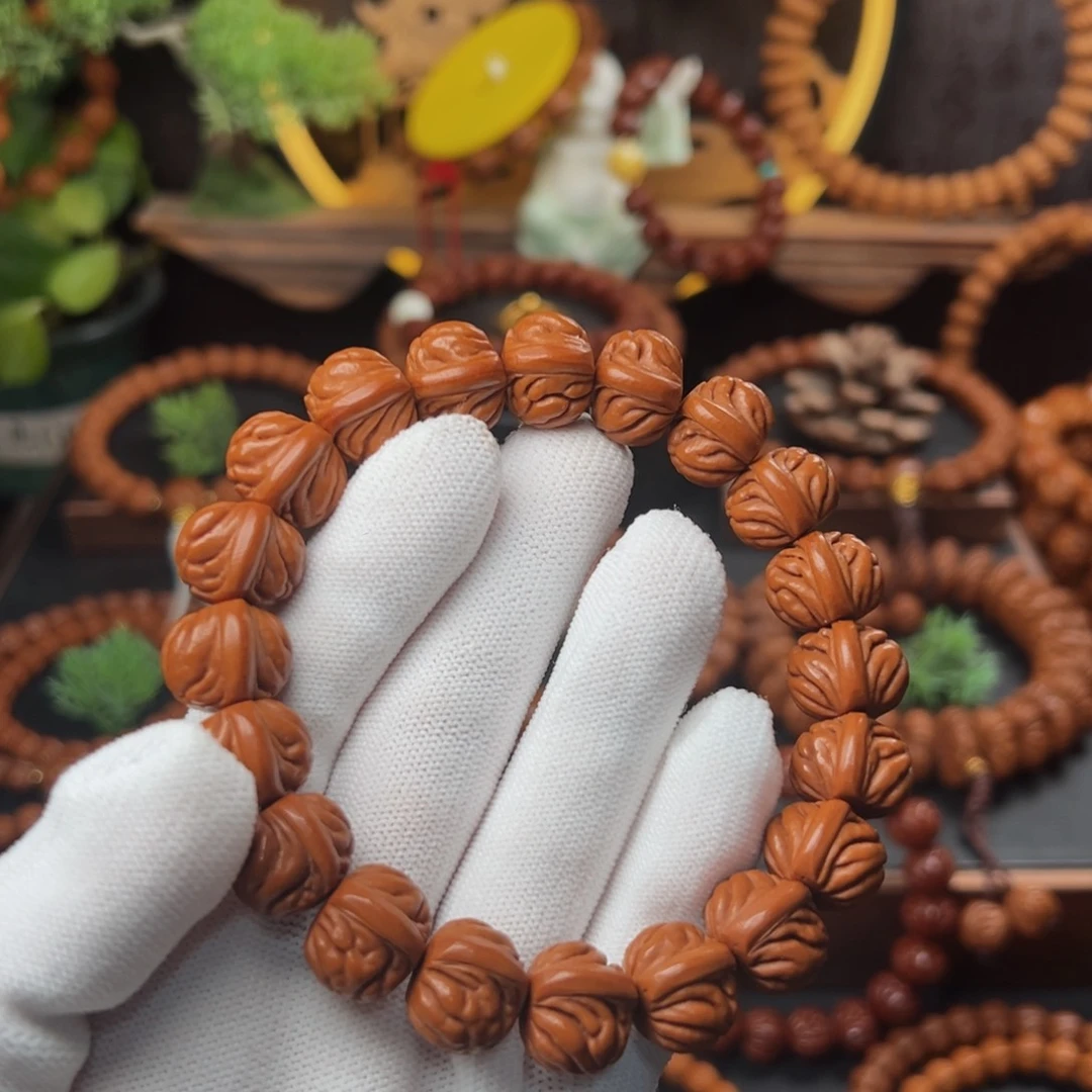 吊坠桃核用****71.5双脊龙手串