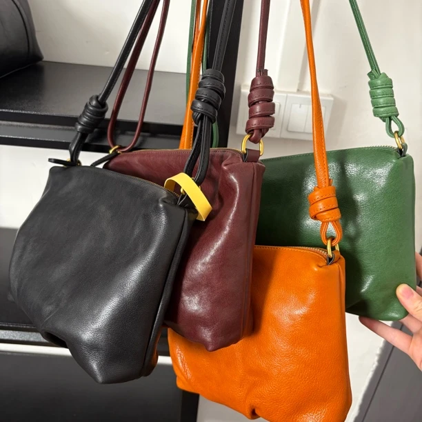 【200-230】经典韩版女士单肩百搭简约轻奢潮流肩包斜跨