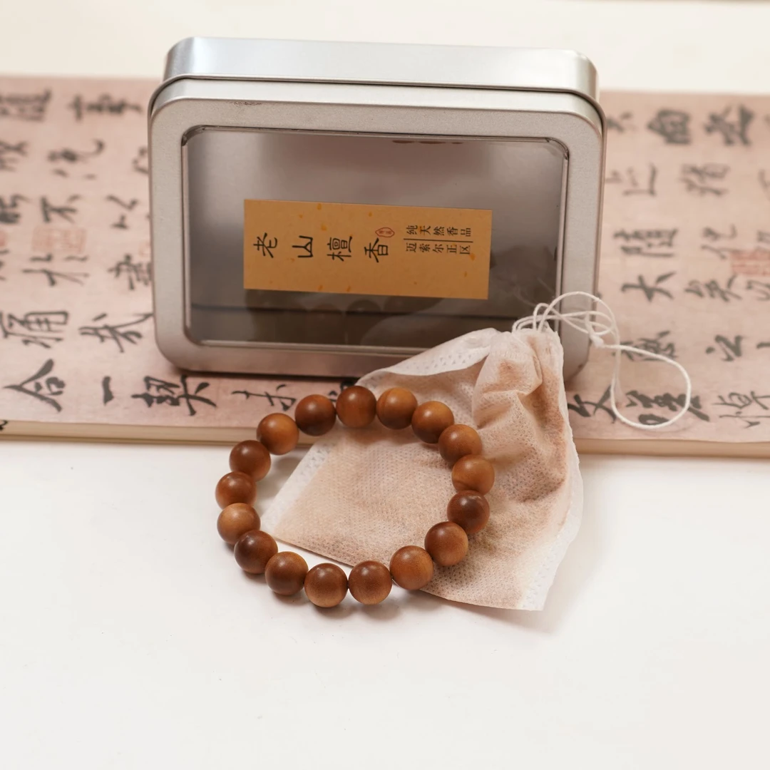 ZC10A1239老山檀12mm手串（多样性发货）