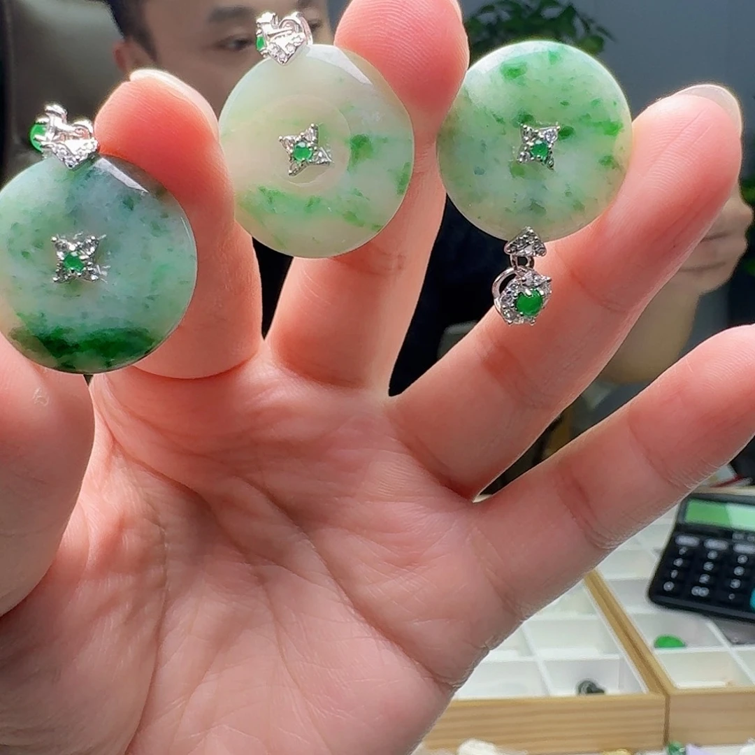 翡翠银S925镶嵌吊坠(不含链)多样性发货其一