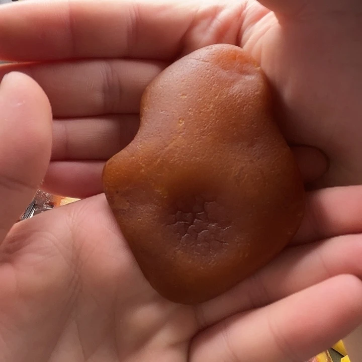 徐***徐定制琥珀未镶嵌纯天然蜜蜡吊坠