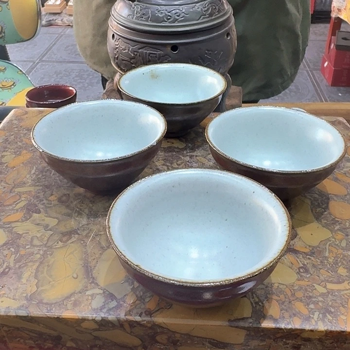 品茗杯四个一组。。。品茗