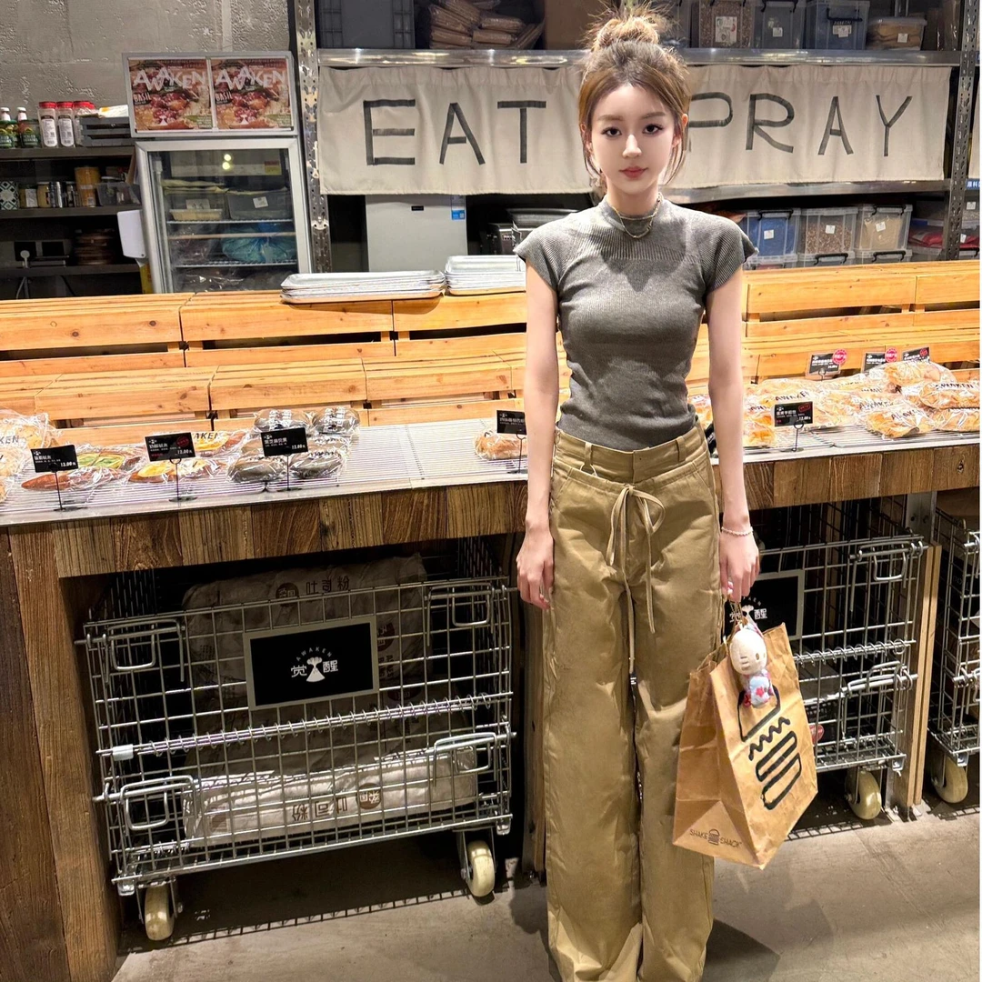 针织灰色正肩短袖T恤女夏季2025新款设计感小众气质百搭短款上衣