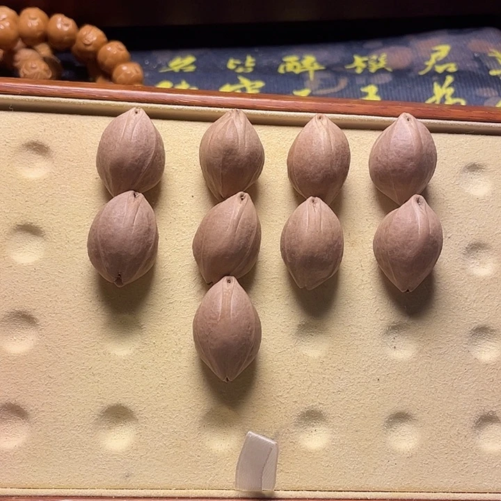 ?****?橄榄核素核手串穿配，打孔