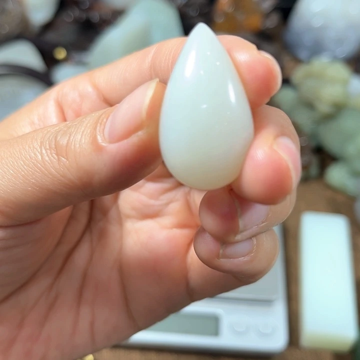 【闪购商品】和田玉未镶嵌颈饰