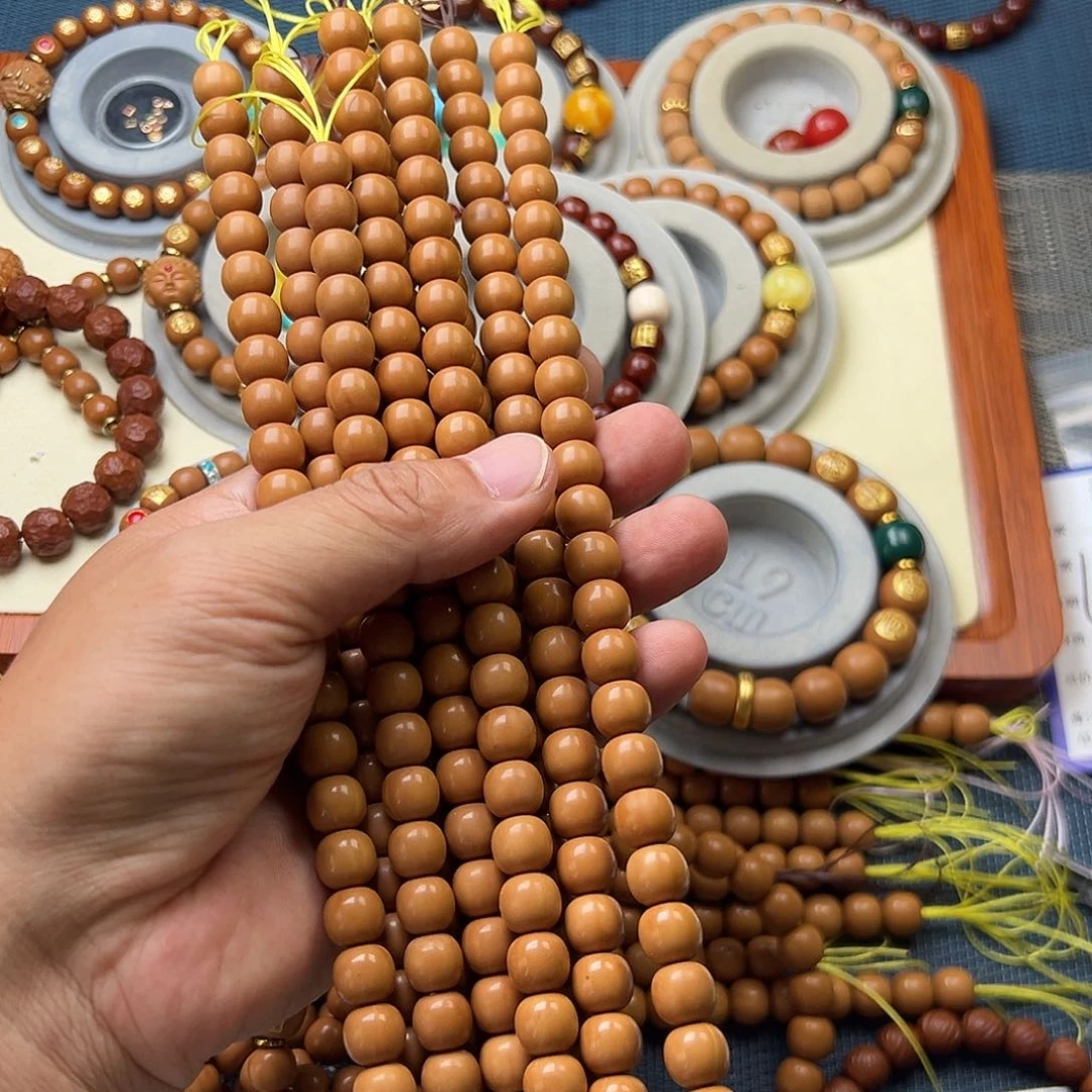 文玩核桃吊坠老型微瑕10左右