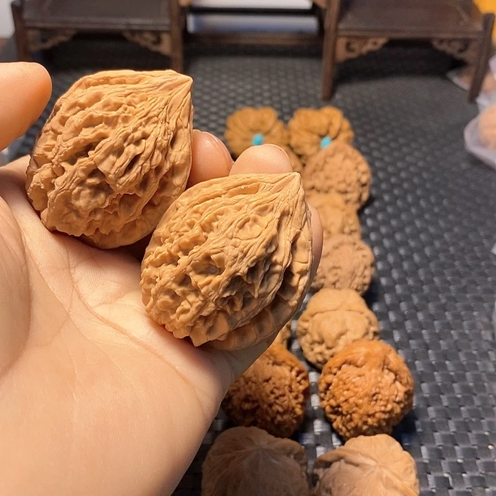 吊坠文玩核桃大沽石